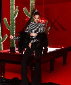 Shopalbina2022 Black And White Crop Top With High Waist Pants.